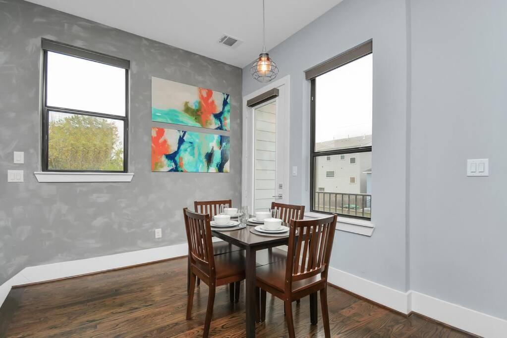 Skyline Views - Sleeps 10 Home Near Downtown Houston Exterior foto